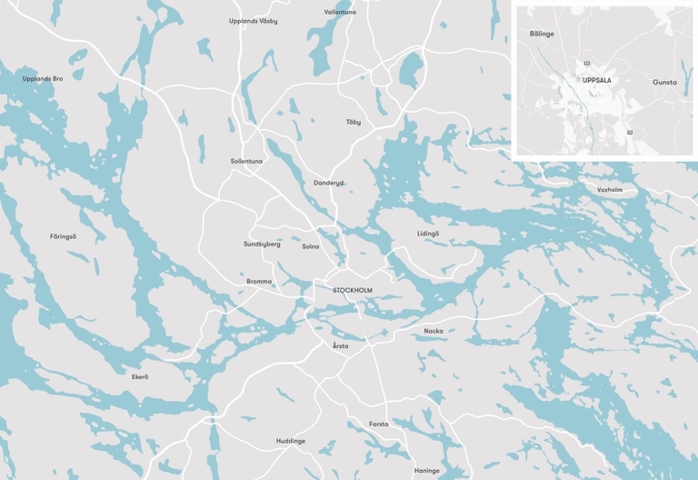 En karta som visar vattenvägar och städer i en region, med en infälld karta som visar områdets läge i Sverige.
